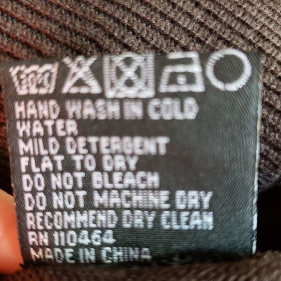 🔹️NWT Montana Company Brown Turtleneck Ruched Shoulder Sweater Large - Picture 9 of 10